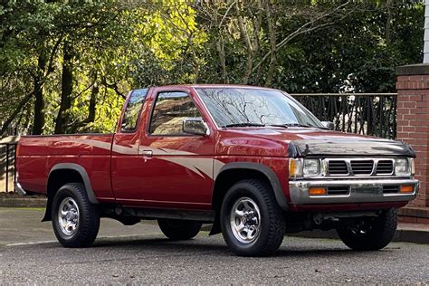 1994 nissan hardbody pickup truck